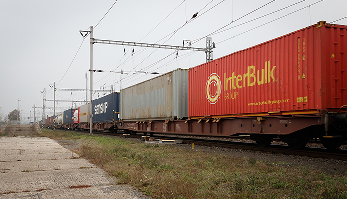 The shortage threatens market share gains rail has made against trucking in Russia. Photo credit: Shutterstock